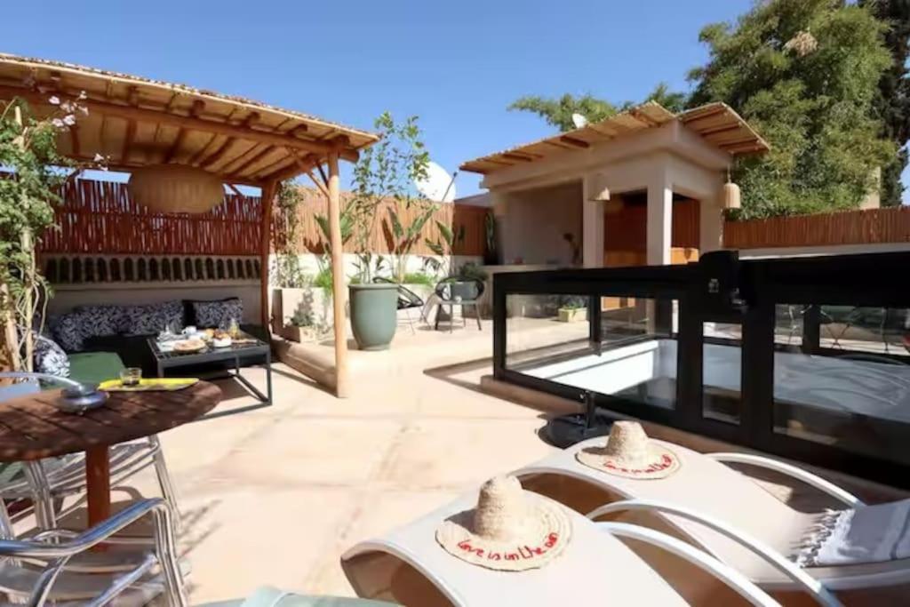 Riad Ptit Kech, Bassin Terrasse - Petits Dejeuners Marraquexe Exterior foto