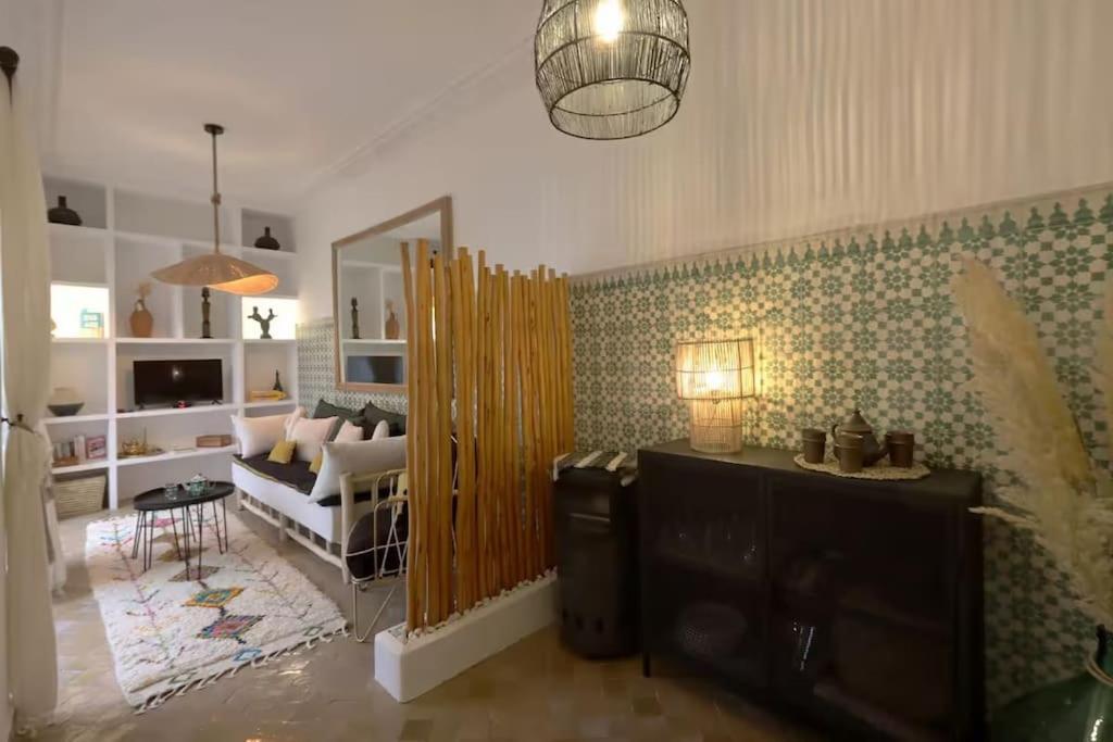 Riad Ptit Kech, Bassin Terrasse - Petits Dejeuners Marraquexe Exterior foto